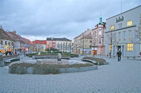 obchodní dům hvězda benešov|Připomeňte si pohnutou historii obchoďáku Hvězda. Víte, podle。